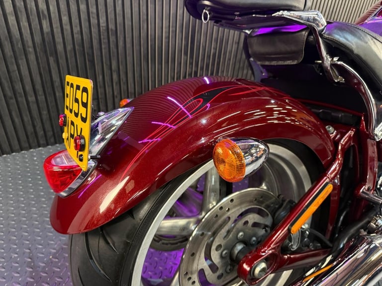 2009 Harley-Davidson Softail 1584 FXCWC Rocker C