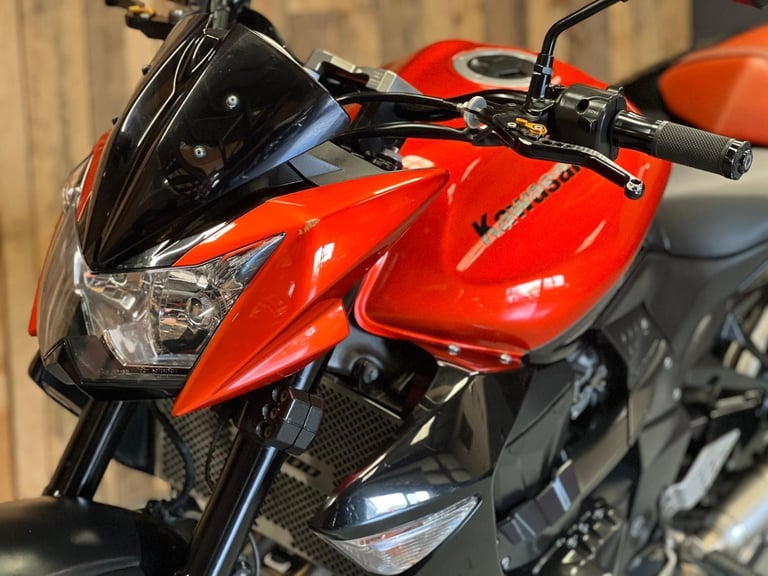 Kawasaki Z1000 ABS 2009 Lots of extras!