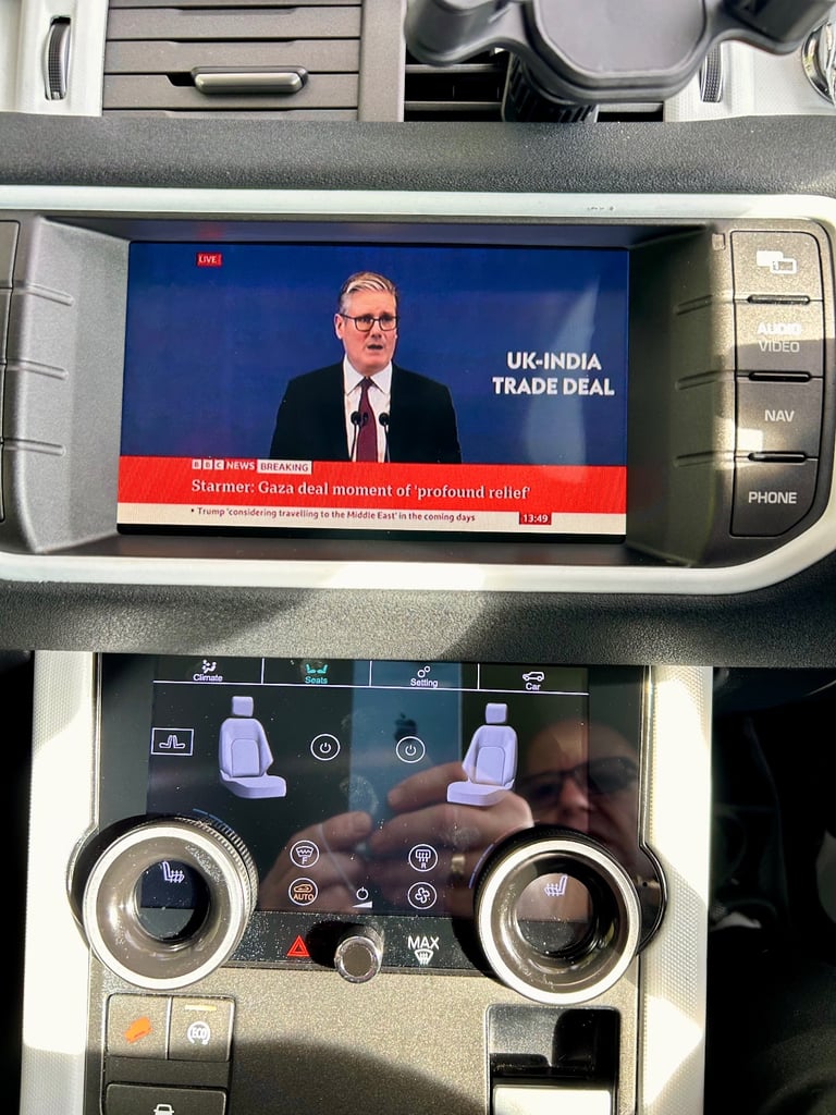 Range Rover Evoque SD4 Dynamic LUX , 64 plate, Full MOT, Full Service History, 24 months Warranty, 