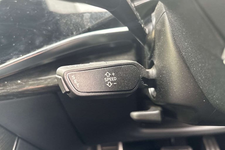  Audi Q8 55 TFSI Quattro Black Edition 5dr Tiptronic SUV Petrol Automatic