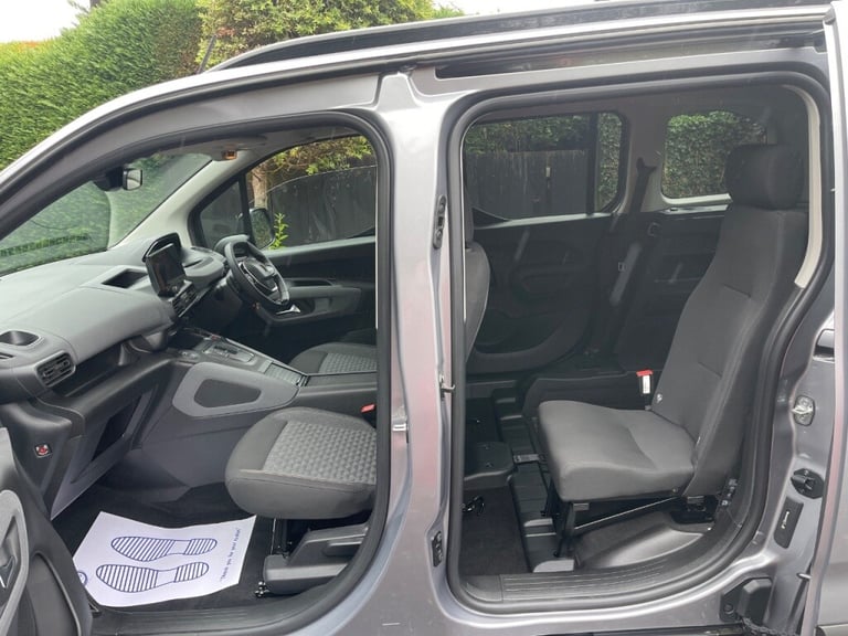 Peugeot Rifter 1.5 BlueHDi 130 Allure 5dr AUTOMATIC WHEELCHAIR ACCESSIBLE