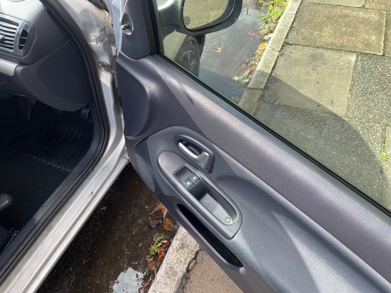 Renault, CLIO, Hatchback, 2004, Manual, 1461 (cc), 3 doors