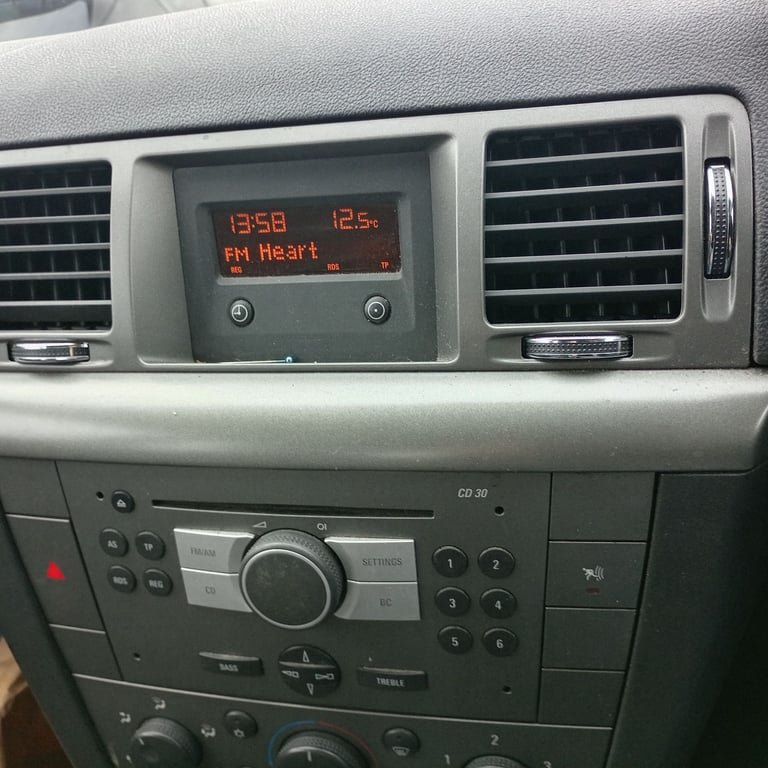 Vauxhall, VECTRA, Hatchback, 2008, Manual, 1796 (cc), 5 doors