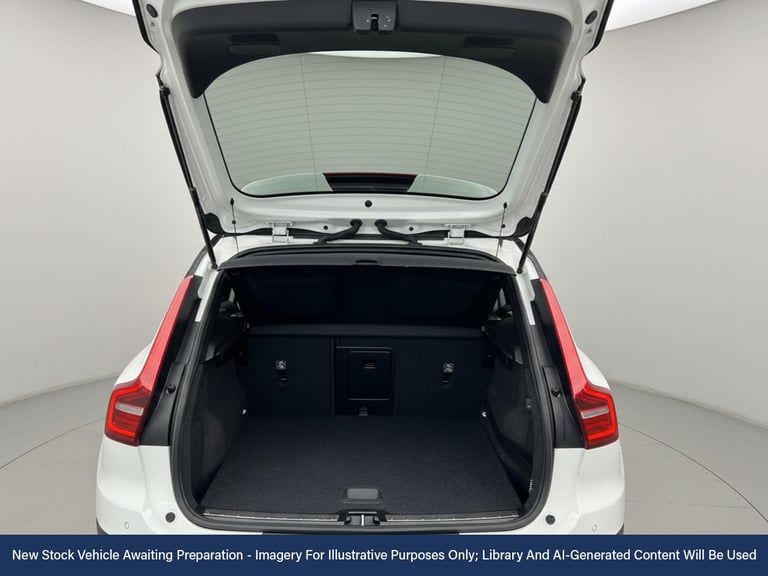 2019 Volvo XC40 2.0 D3 R-Design SUV 5dr Diesel Manual Euro 6 (s/s) (150 ps) SUV DIESEL Manual