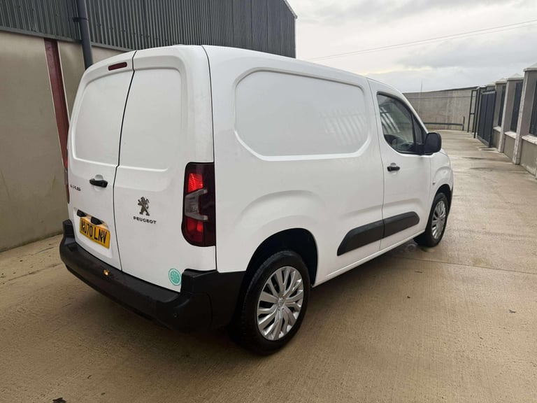 2020 Peugeot partner  no vat 