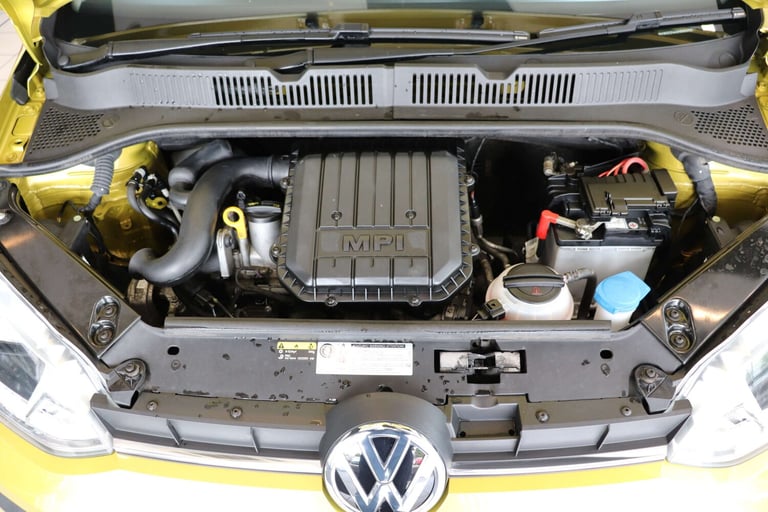 2016 Volkswagen up! 1.0 High Up 3dr Hatchback Petrol Manual