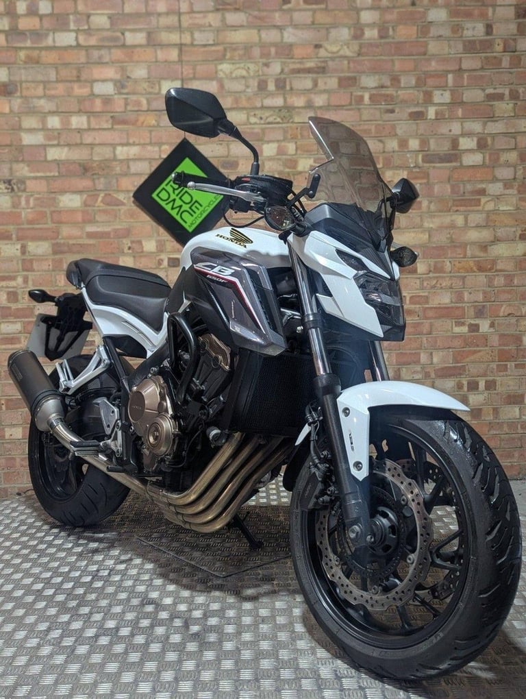 HONDA CB650F ULEZ COMPLIANT 2018 - DELKEVIC EXHAUST SYSTEM - TIDY BIKE.