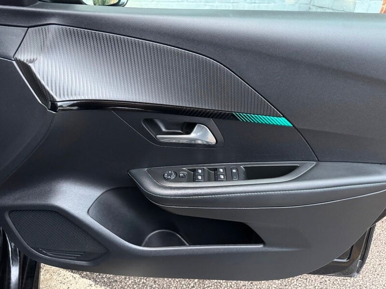 Peugeot 208 PURETECH ALLURE S/S