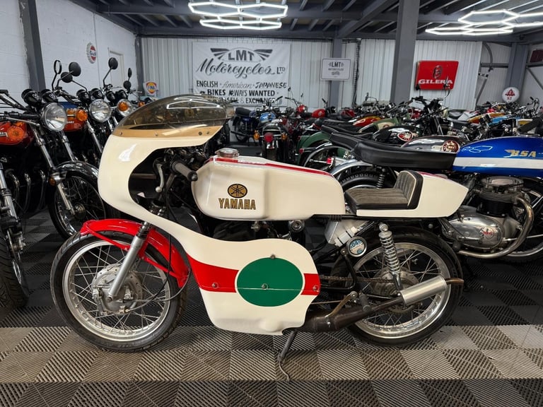 1982 YAMAHA RS200, CAFE RACER, lovely bike, px welcome 