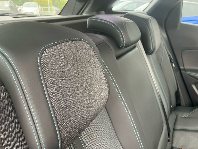 2023 Peugeot 3008 1.6 Hybrid 225 Allure Premium+ 5dr e-EAT8 Estate PETROL/ELECTRIC Automatic