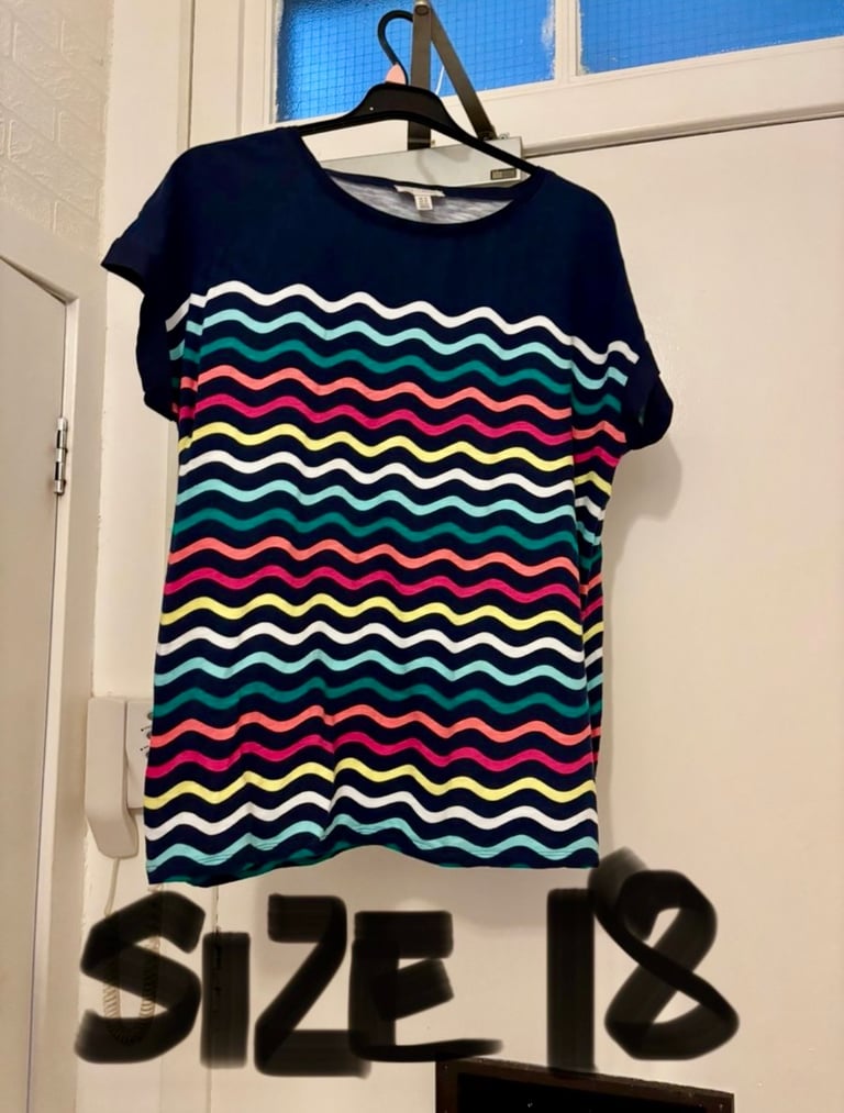 Ladies Clothing Size 18
