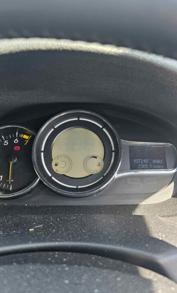 Renault, MEGANE, Hatchback, 2011, Manual, 1598 (cc), 5 doors