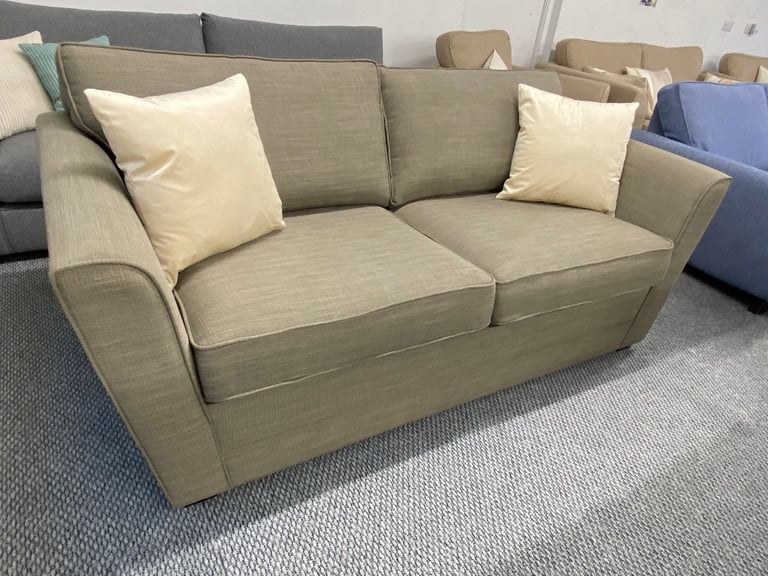 3 SEATER BEIGE SOFA - IMMACULATE CONDITION - VERY COMFY