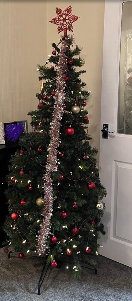 Xmas tree with stand and decorations