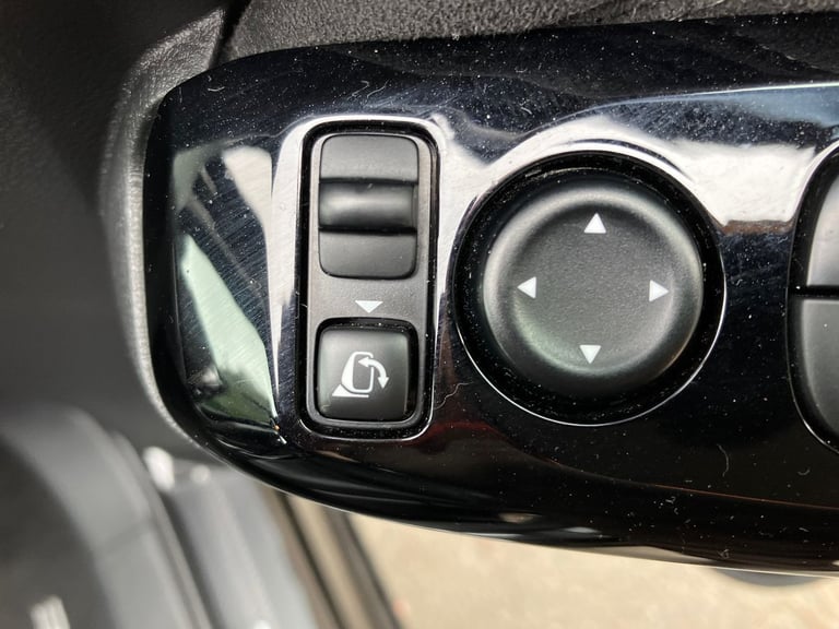 2023 Nissan Juke 1.6 Hybrid Tekna+ 5dr Auto HATCHBACK PETROL/ELECTRIC Automatic