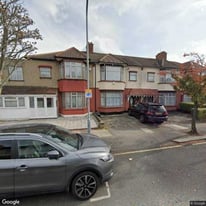 FANTASTIC Parking Space to rent in Ilford (IG2)