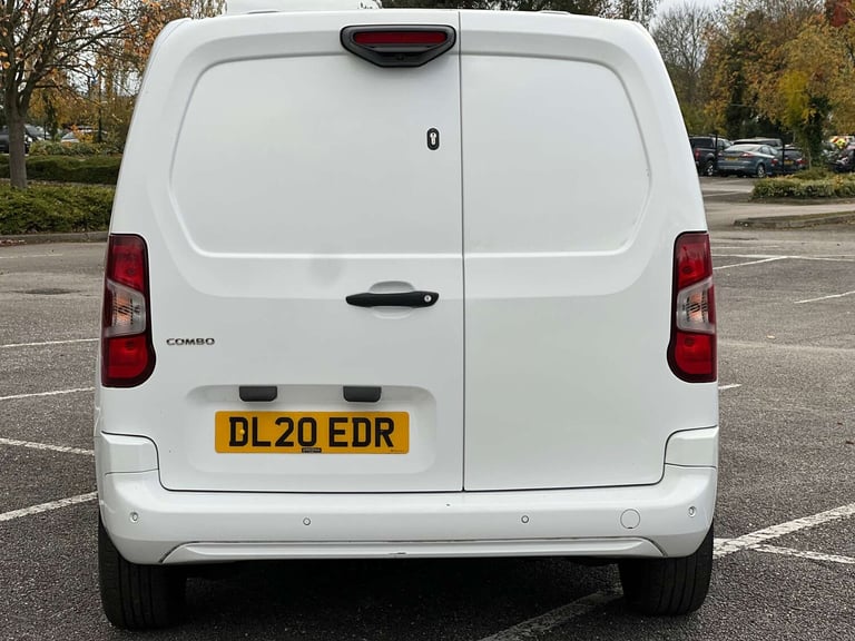 2020 Vauxhall Combo 1.5 Combo 2000 Sportive S/S Panel Van Diesel Manual