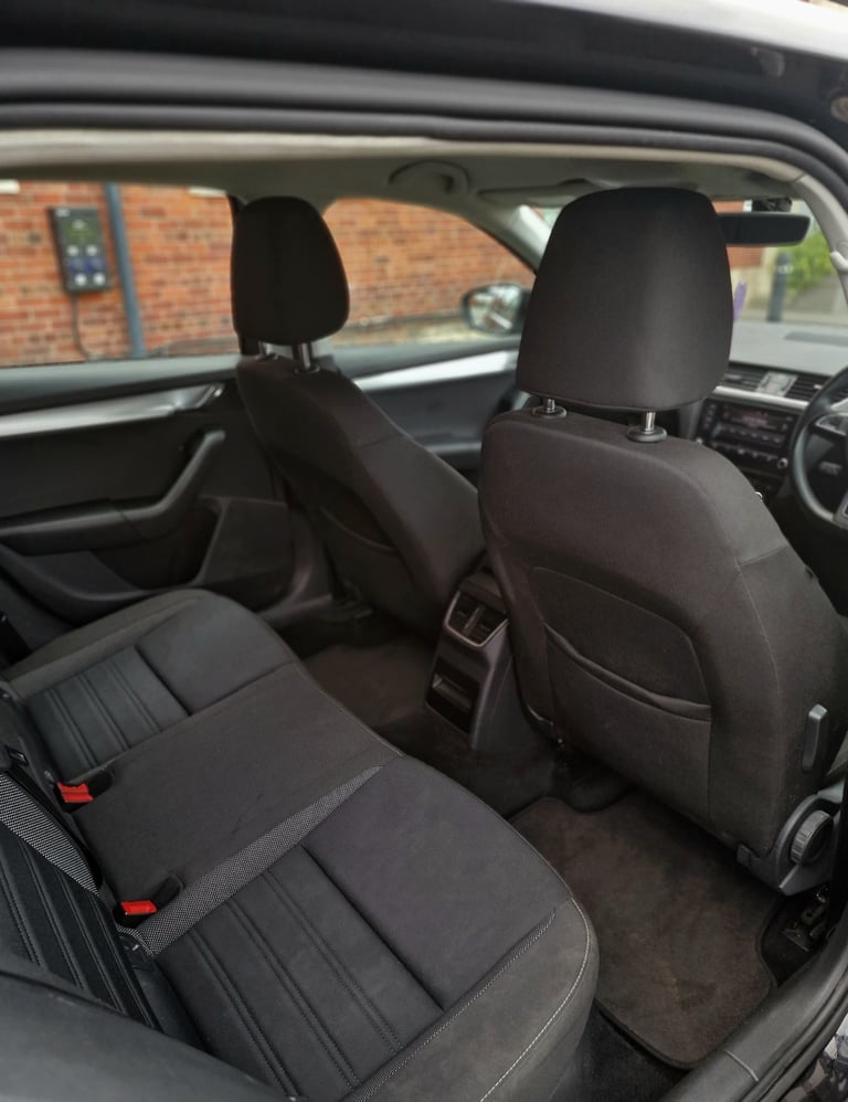 Skoda, OCTAVIA, Estate, 2019, Manual, 999 (cc), 5 doors