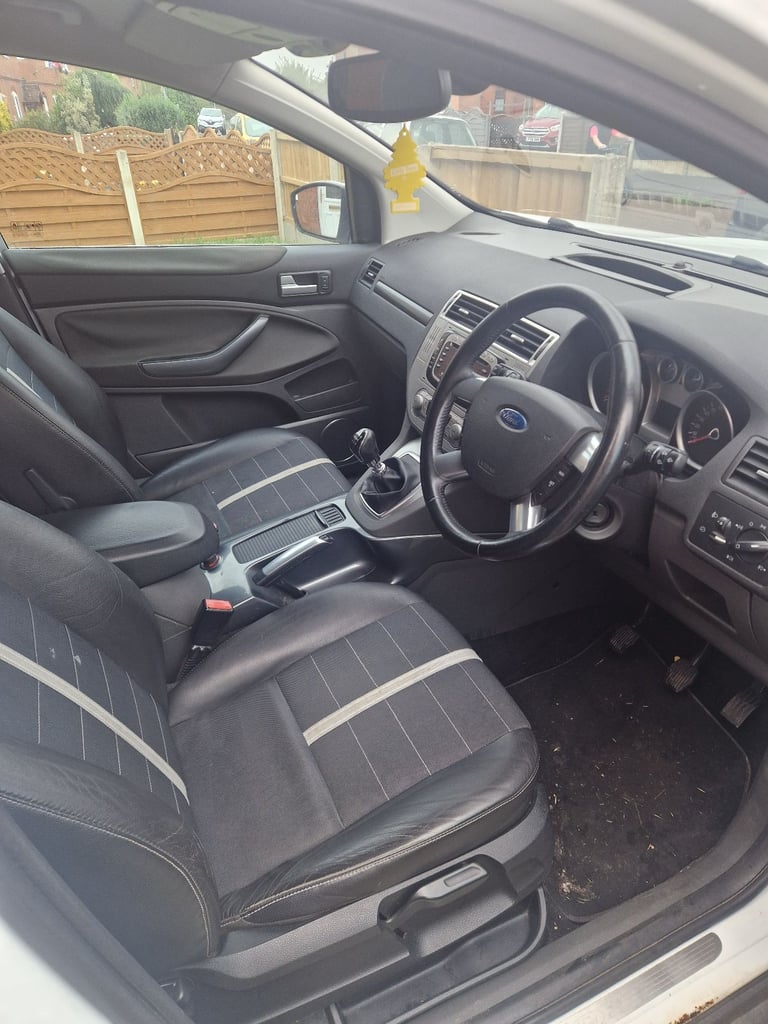 Ford, KUGA, Estate, 2009, Manual, 1997 (cc), 5 doors