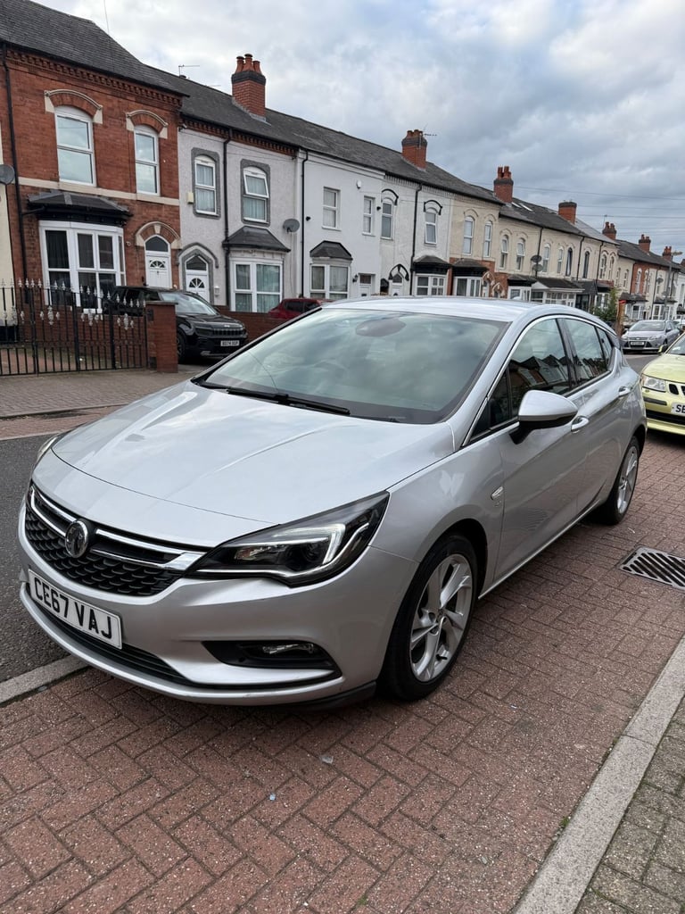 Vauxhall, ASTRA, Hatchback, 2017, Manual, 1598 (cc), 5 doors