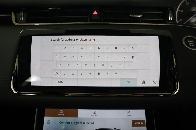 2022 Land Rover Range Rover Evoque 1.5 P300e 12.2kWh R-Dynamic SE Auto 4WD Euro 6 (s/s) 5dr Autom...