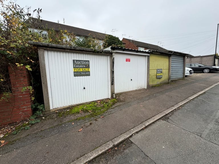 Garage 1 for sale