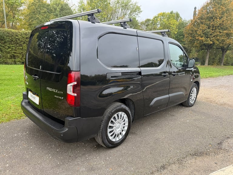22 TOYOTA PROACE CITY ICON 50KWH AUTO APPLE CAR PLAY LWB ELECTRIC APPLE 