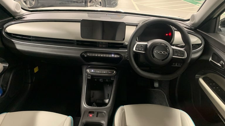 2025 Fiat 600 1.2 MHEV La Prima SUV 5dr Petrol Hybrid e-DCT Euro 6 (s/s) (100 ps) SUV Hybrid Auto...