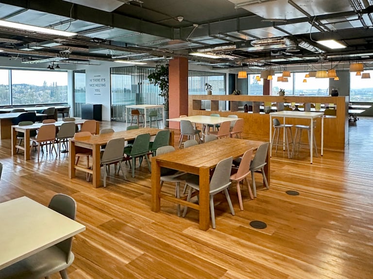 London - W4 5YA, Serviced office to rent at 3 Chiswick Park