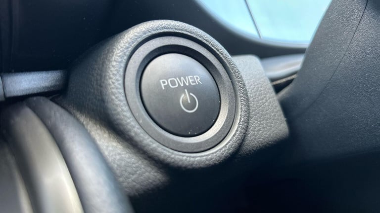 2024 Toyota C-HR 1.8 VVT-h Icon SUV 5dr Petrol Hybrid CVT Euro 6 (s/s) (140 ps) HATCHBACK Petrol/...