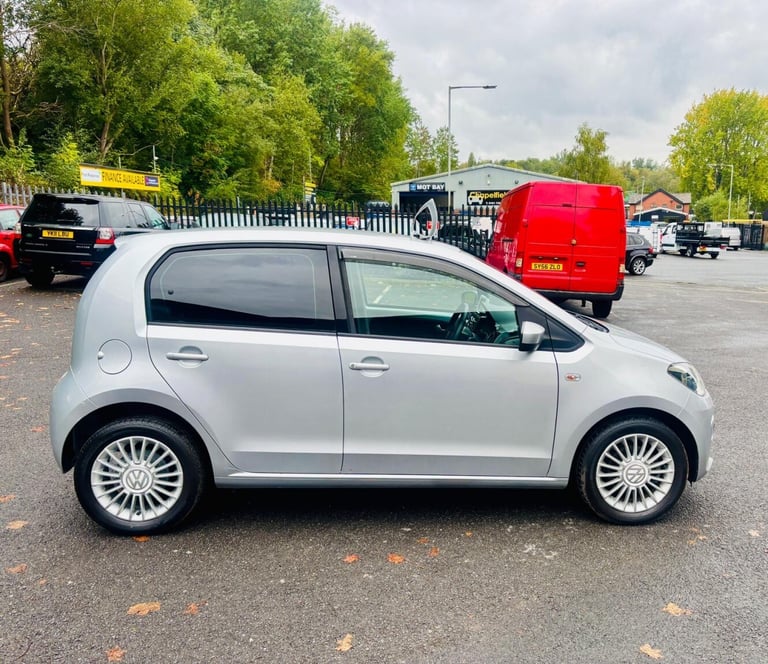VOLKSWAGEN UP 1.0 High up! 2013