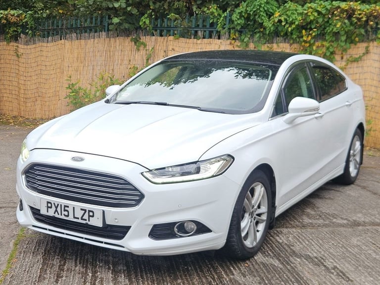 2015 Ford Mondeo 2.0 TDCi Titanium 5dr HATCHBACK DIESEL Manual
