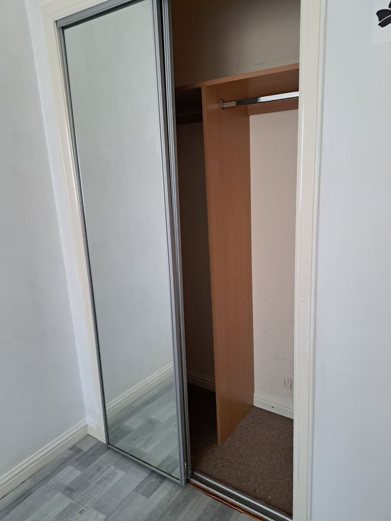 Flat share 