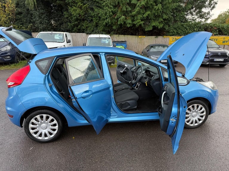 2012 Ford Fiesta 1.4 TDCi DPF Edge 5dr HATCHBACK Diesel Manual
