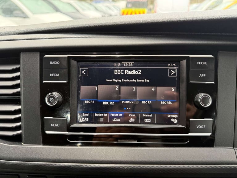 2022 Volkswagen Transporter 2.0 TDI 150 Highline Kombi Van WINDOW VAN DIESEL Manual