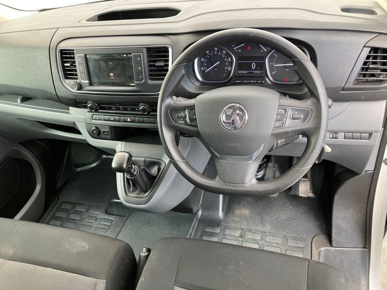 2022 Vauxhall Vivaro 2900 1.5d 100PS Dynamic H1 Van Van DIESEL Manual