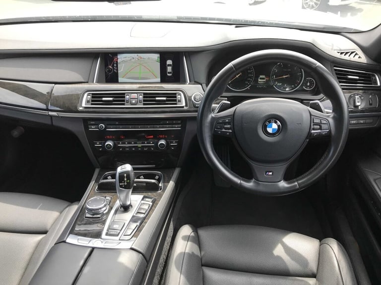 2015 65 BMW 750I M SPORT 4.4 V8 AUTOMATIC - OVER £17,500 OF OPTIONS EXTRAS