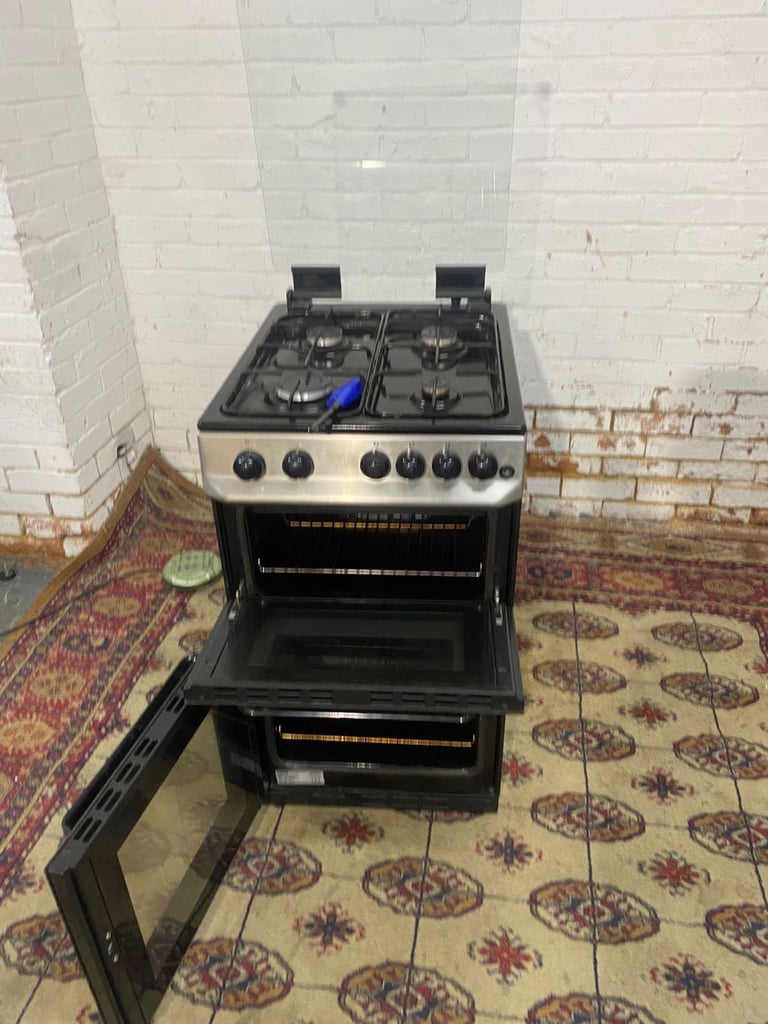 2 beautiful 50cm gas cooker in good condition fully working 