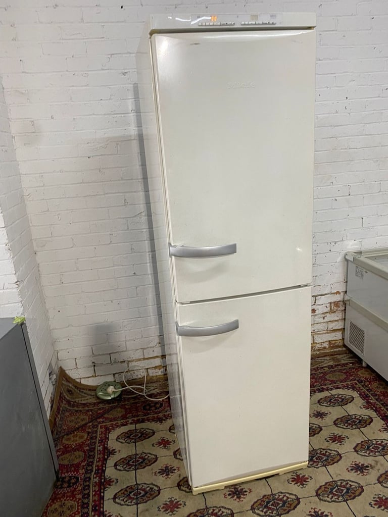 image for 🚚 TopBrand Miele Tall 2M Fridge Freezer