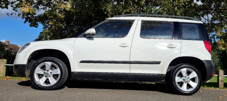 SKODA YETI 1.6 TDI, 1 OWNER