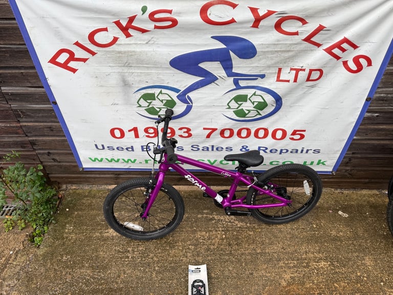 Forme Cubley 18” Wheel Unisex Purple No2. Serviced. 