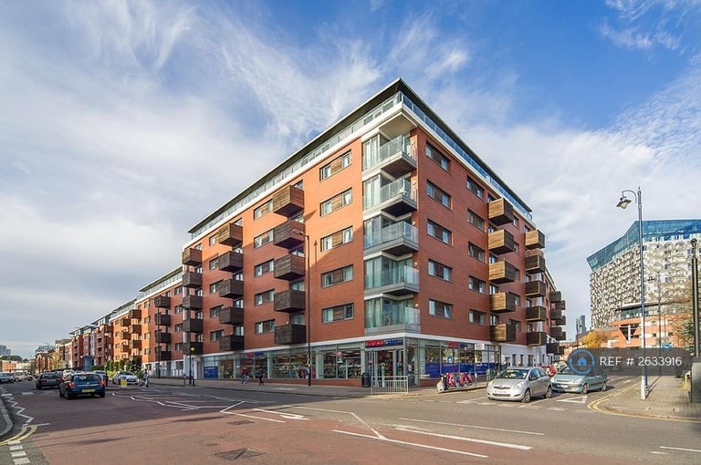 2 bedroom flat in Skyline, Birmingham, B1 (2 bed) (#2633916)