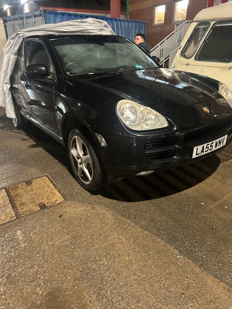 Porsche cayenne 2005 spares repair £1195