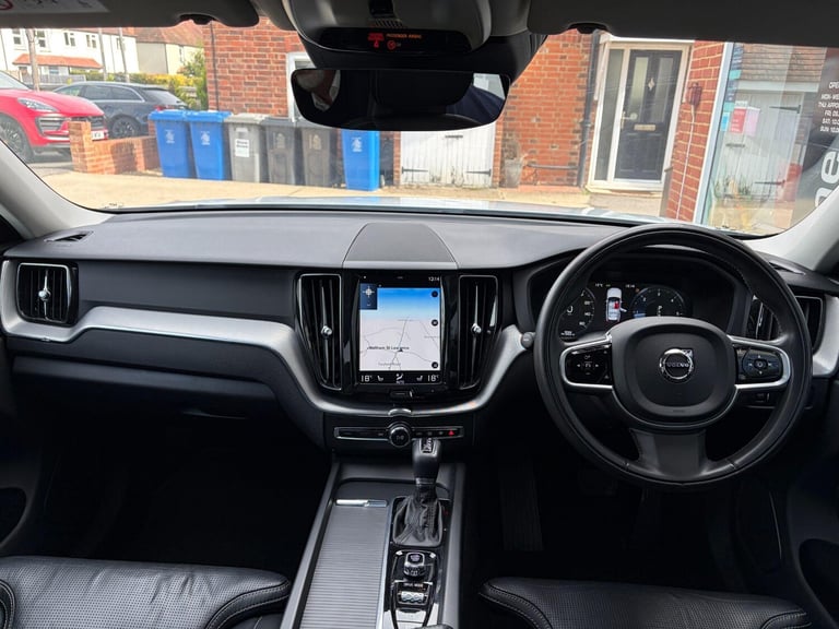 2017 Volvo XC60 2.0 D4 Inscription 5dr AWD Geartronic ESTATE DIESEL Automatic