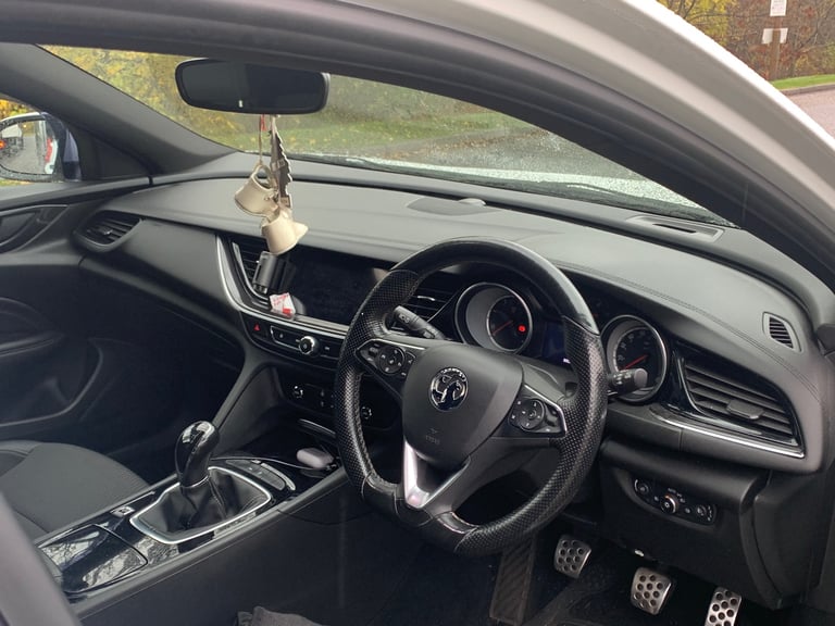 Vauxhall, INSIGNIA, Hatchback, 2017, Manual, 1956 (cc), 5 doors