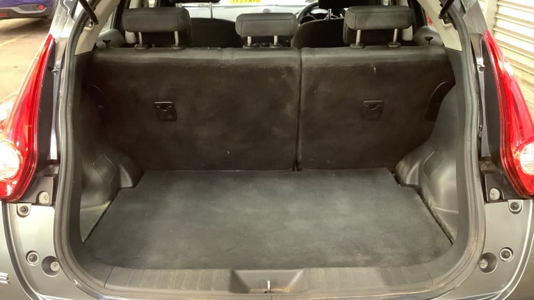 2014 Peugeot 5008 1.6 HDi Allure 5dr MPV Diesel Manual