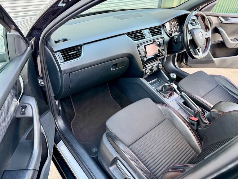 2014 Skoda Octavia 2.0 TDI CR vRS/£35 R.Tax/181bhp/Low Mileage/3 Months Warranty  HATCHBACK Diese...