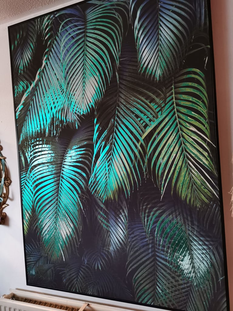 picture pano 140cm*100cm, very beautifully shines the mirror green account when the light hits,