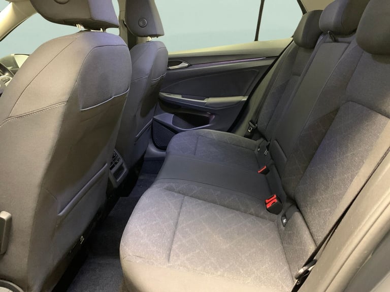 2021 Volkswagen Golf 2.0 TDI Life 5dr HATCHBACK DIESEL Manual