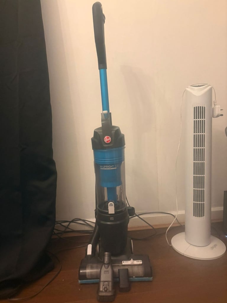 Hoover Vacuum and pet cleaner in 1 